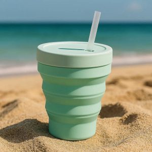 Large Capacity Collapsible Silicone Mug With Straw Hole For Summer Drinks And Beach Travel
